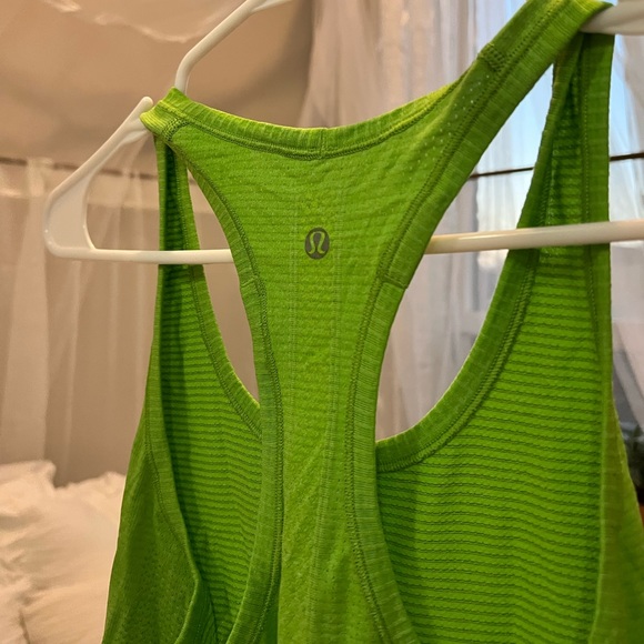 Lululemon swiftly tech racer back tank top - Picture 3 of 4